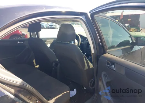 2014 Volkswagen Jetta 2.0L S из США, поврежденный, VIN 3VW2K7AJ5EM393000